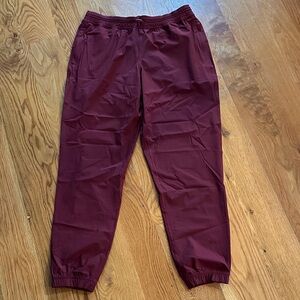 Athleta Maroon Crosstrain Jogger Pants, size L, NWT
